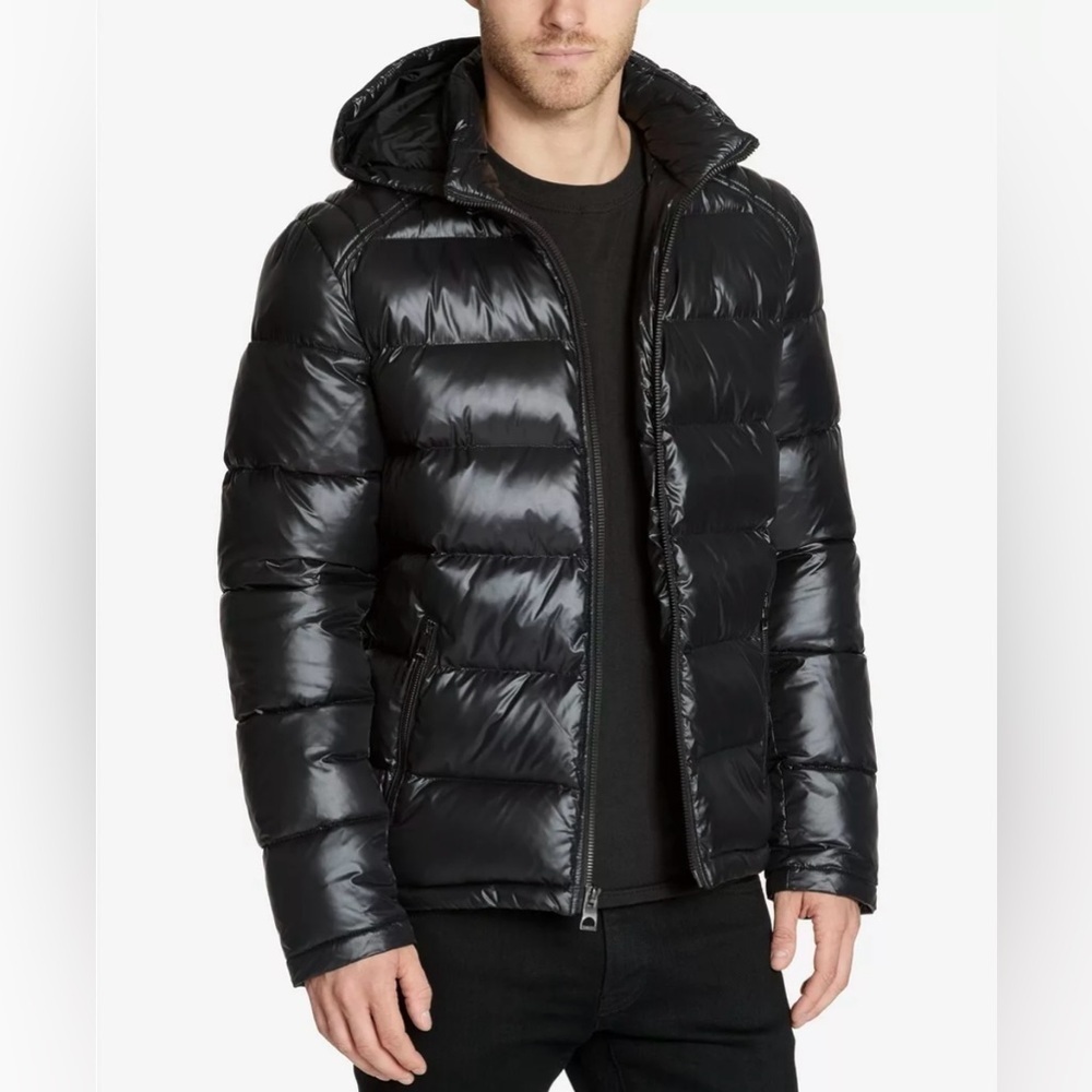 Guess Men's Hooded Puffer Jacket Size XXL 2XL Glossy Mid-Weight Zip Pockets NWOT